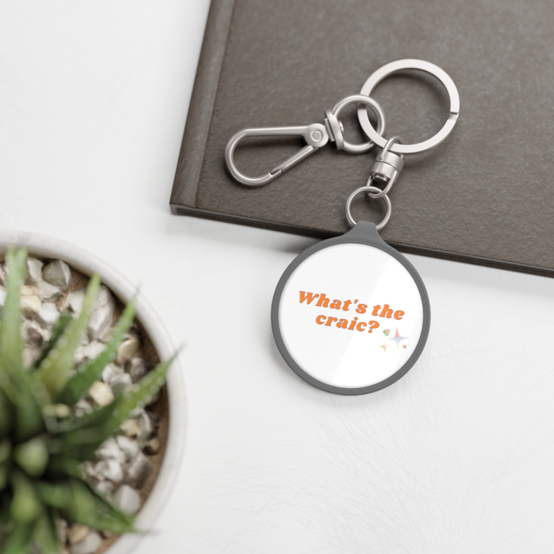 What's the Craic? Fun Keyring Tag, Perfect for Gifts, Keychain Charm, Irish Themed Accessory, St Patrick's Day Decoration, Daily Reminder